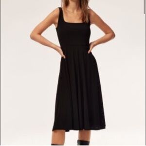 Aritzia Babaton Jason Dress